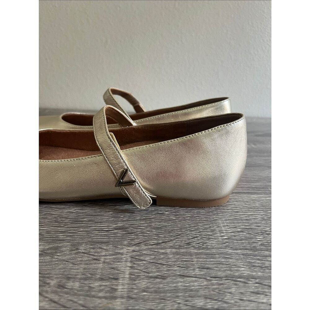 New Women’s Vionic Alameda Mary Jane Flat Gold Leather 8.5 - Picture 4 of 10